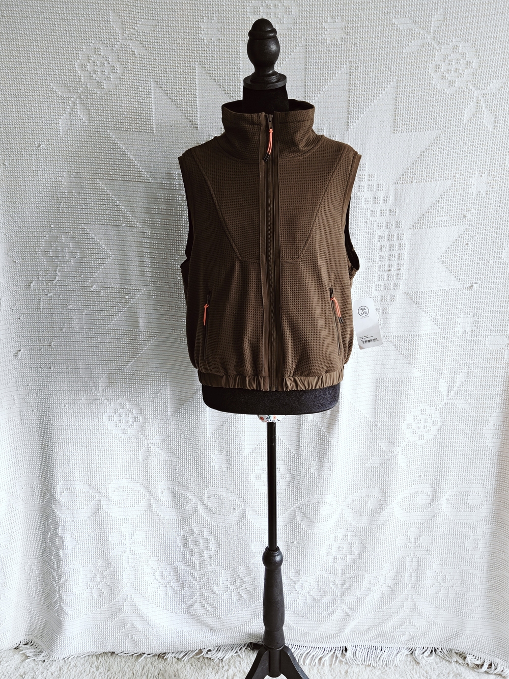 NWT Sage Collective | Kalamata Olive Green Zip Vest Mock Neck Gorpcore | Size L